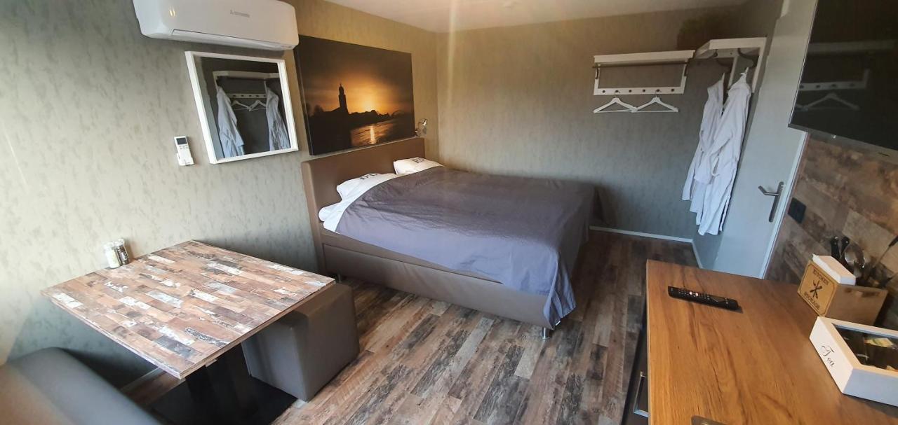 Bed & Budget Mackenzieplaats Wilp ภายนอก รูปภาพ